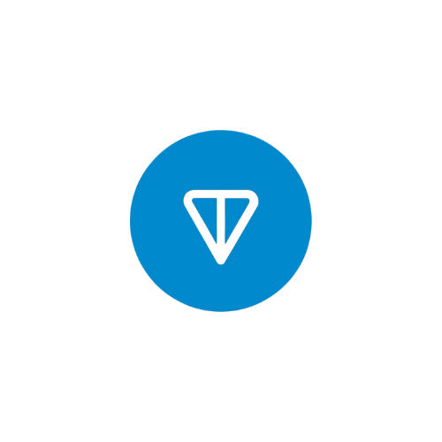 Колекційна картка Piri “Успіх” у руках користувачки — частина Piri Collection